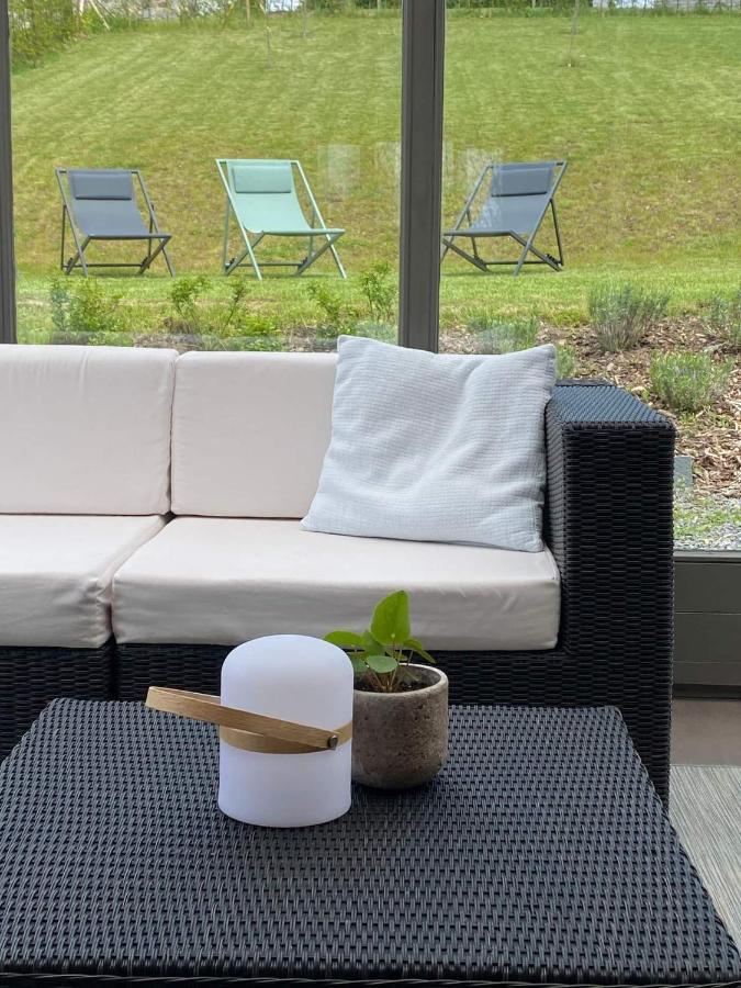 Gite Le 44 - Au Calme Avec Jardin, Proche De Namur Exterior photo